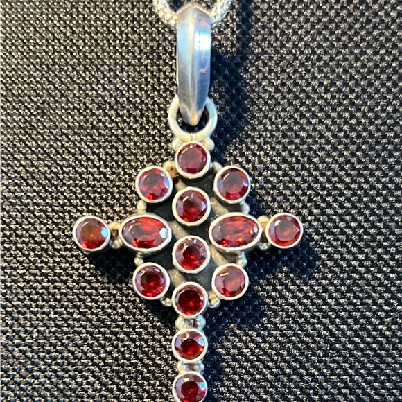 Elegant Silver and Red Cross Pendant Necklace - Picture 2 of 4